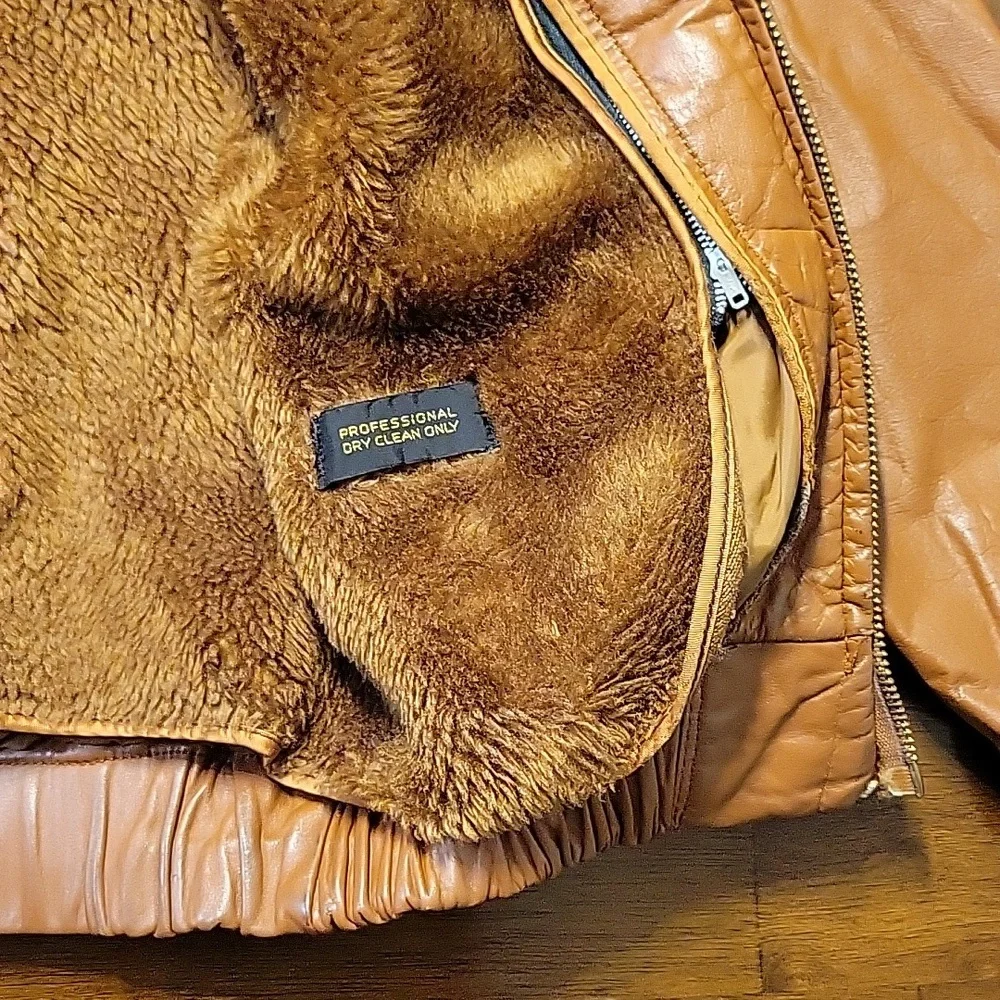 *VINTAGE* 1970s Genuine Leather Bomber Jacket •The Leather Shop by Sears - Picture 6 of 11